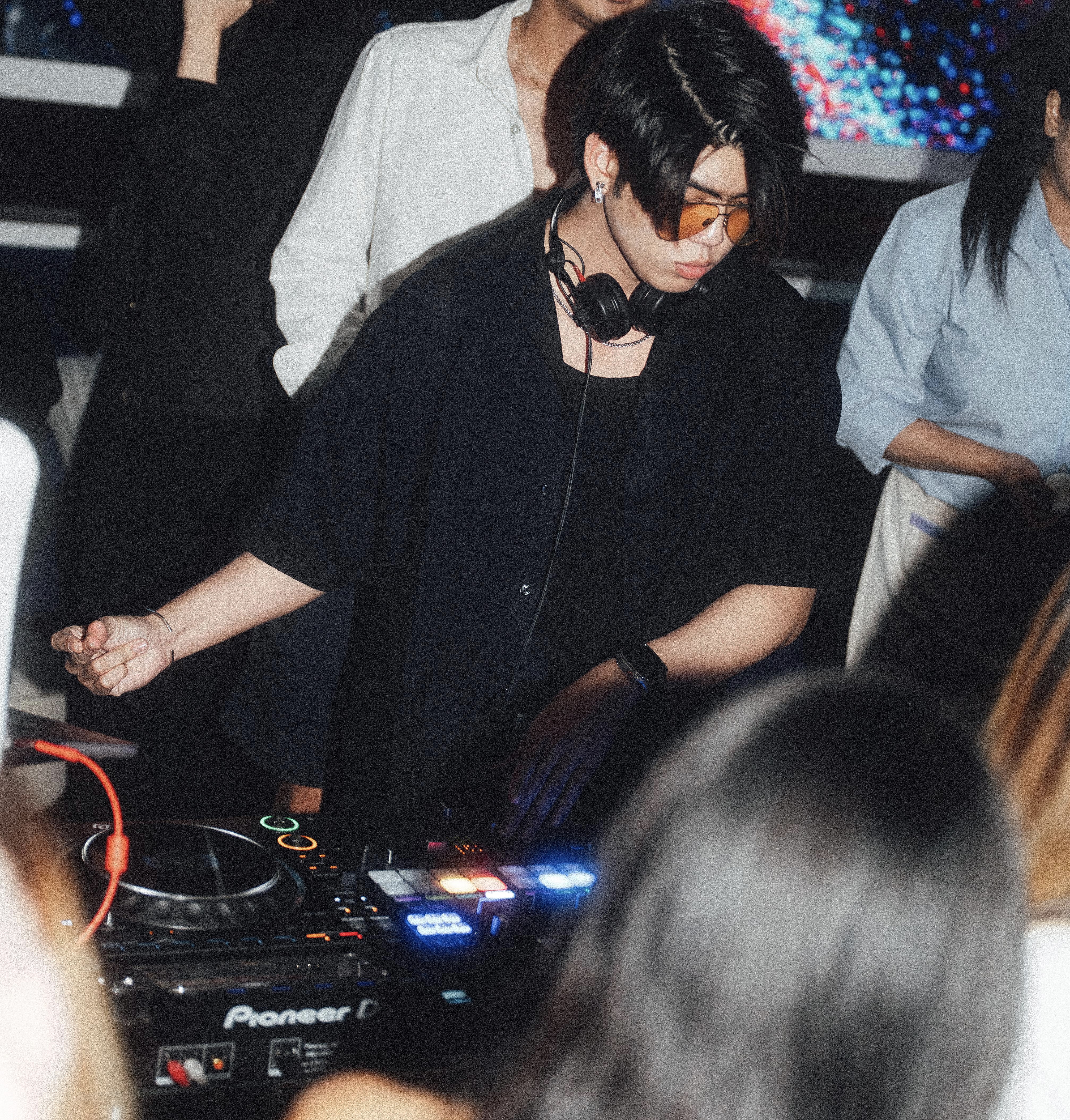 DJing Photo